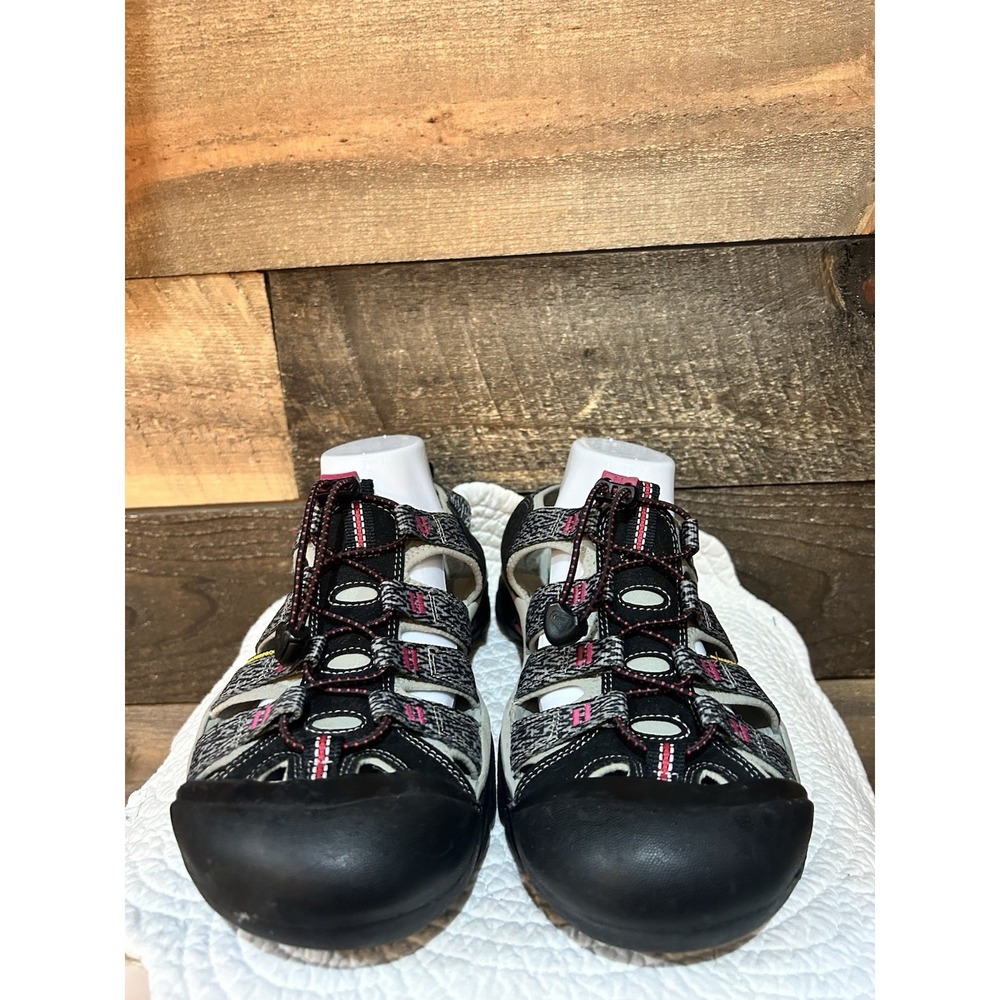 Keen Newport H2 Women's Size 11 Fisherman Sandals Boat Shoe‎
